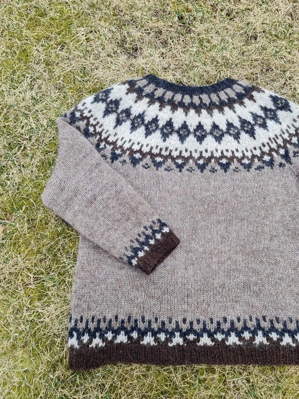 Kátir Karlar - Icelandic Sweater - Oatmeal