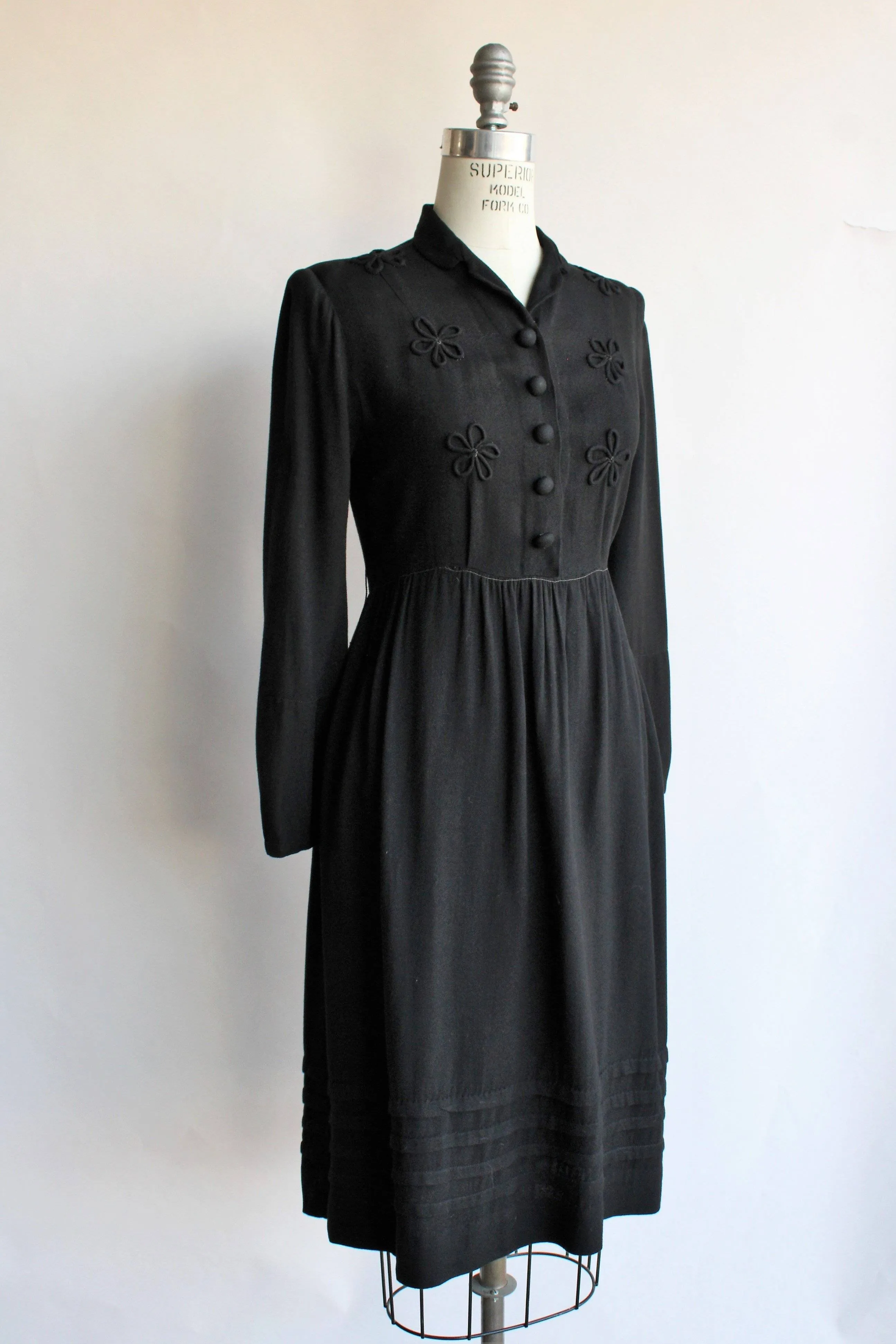 Vintage 1930s 1940s Black Wool Dress